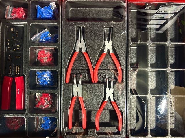 CARRO CON HERRAMIENTAS BTOOLS