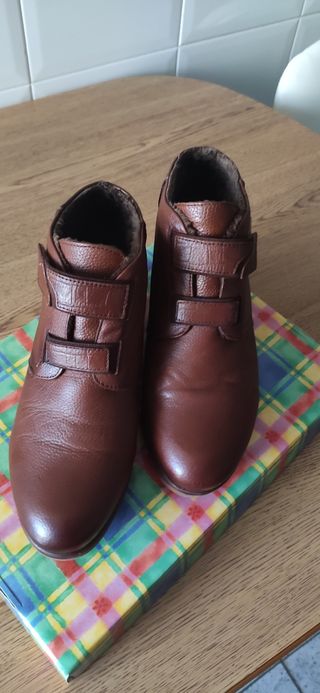 Botines piel.