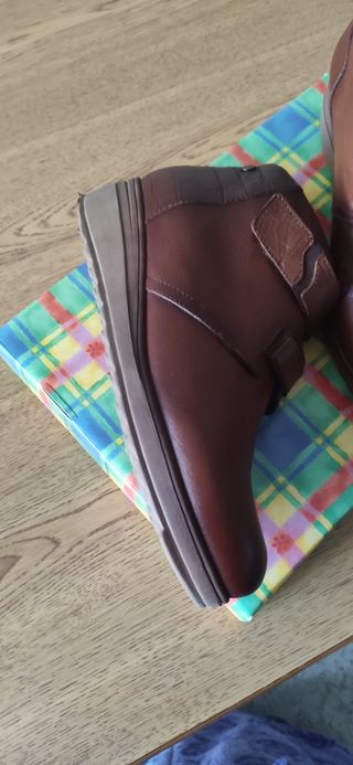Botines piel.