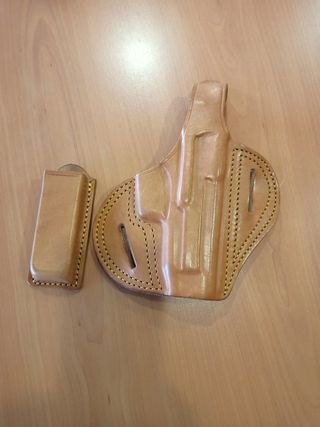 Funda pistola y cargagor