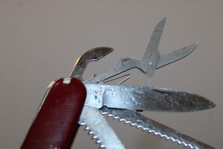 Coltello Pieghevole Coltellino Svizzero