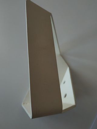 Percha blanca metal - ya lo puedes comprar