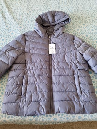Chaqueta lila XL NUEVA A ESTRENAR.