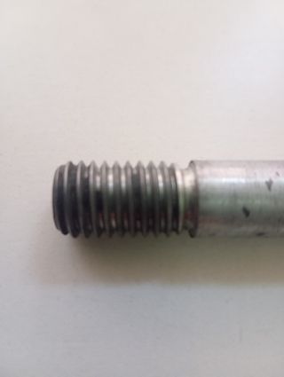 Eje de rueda delantera vespino GL 