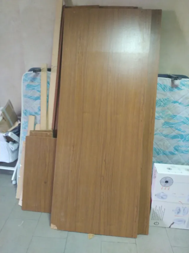 Mueble de cuarto de baño, y muebles de salón y hal