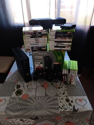 Xbox 360 live cómo nueva, 2 mandos, kinect y más!