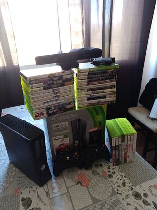 Xbox 360 live cómo nueva, 2 mandos, kinect y más!