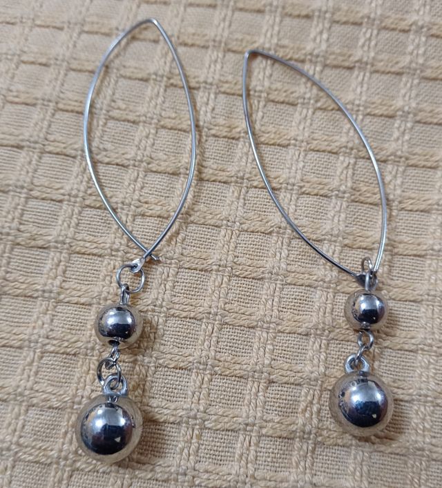 PENDIENTES PLATEADOS