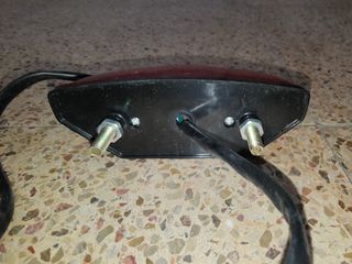 Faro trasero universal