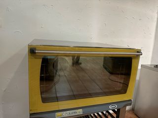 Horno induatrial Unox pantalla digital