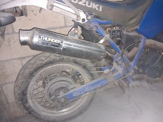 Despiece compleo de suzuki DR BIG 750 Y 800