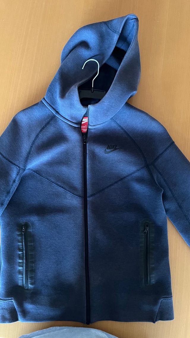 Chaqueta Nike Tech Fleece
