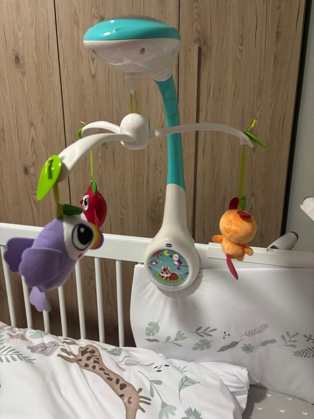 Movil bebe marca chico