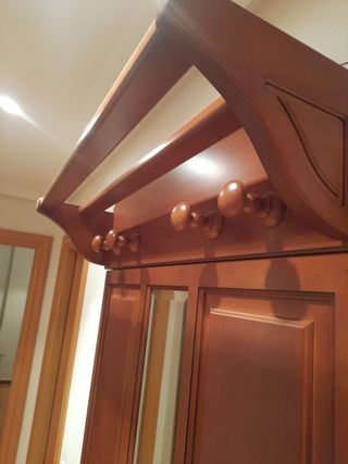 Mueble madera entrada casi nuevo