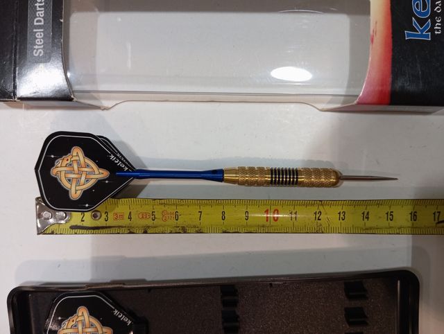 Dardos punta de acero