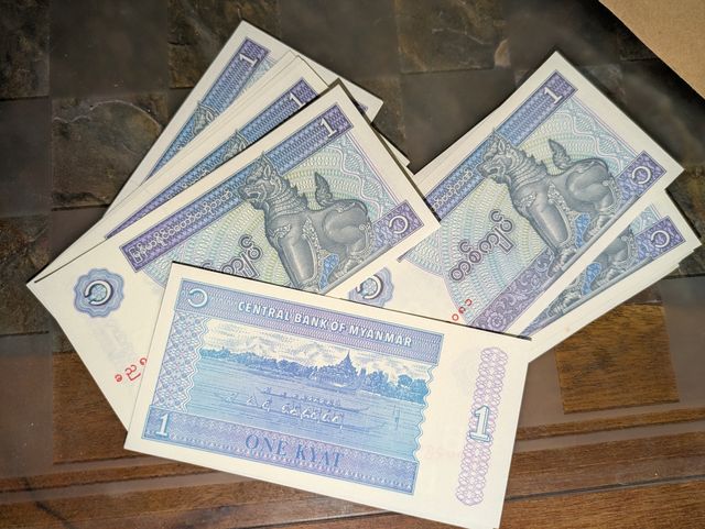 Lotteria di 10 biglietti indonesiani