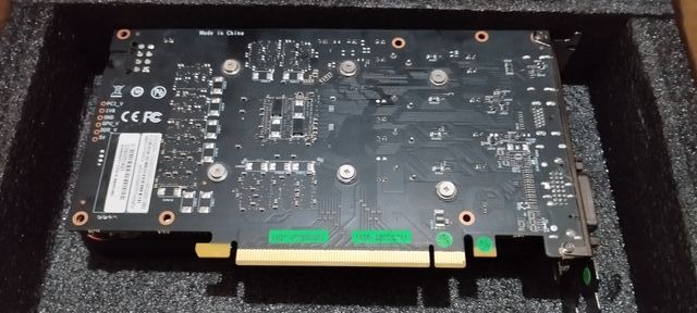 Tarjeta gráfica GeForce GTX 1650 EX PLUS 4GB