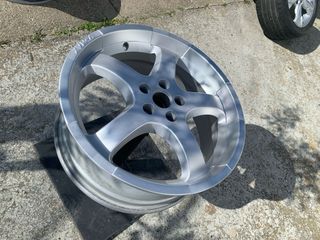 Llantas vmax avus 5x100 17”
