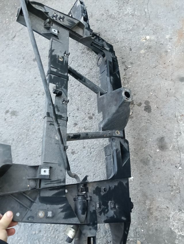 Frontal de Ford Mondeo 2002