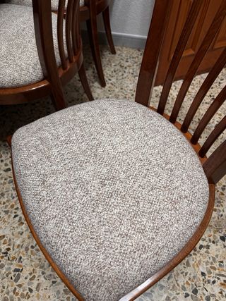 Mesa madera maciza y 6 sillas