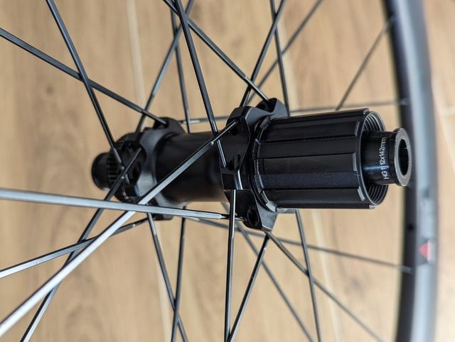 Ruedas 50mm 1350gr RATCHET CERÁMICOS CX-RAY DTSWIS