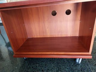 Mueble auxiliar para TV o libros,...con ruedas