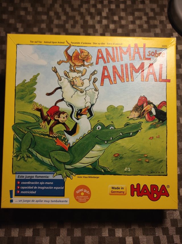 JUEGO DE MESA DE MADERA, ANIMAL SOBRE ANIMAL