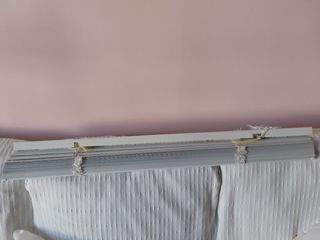 Persiana Aluminio blanca, llamas de 2'5 