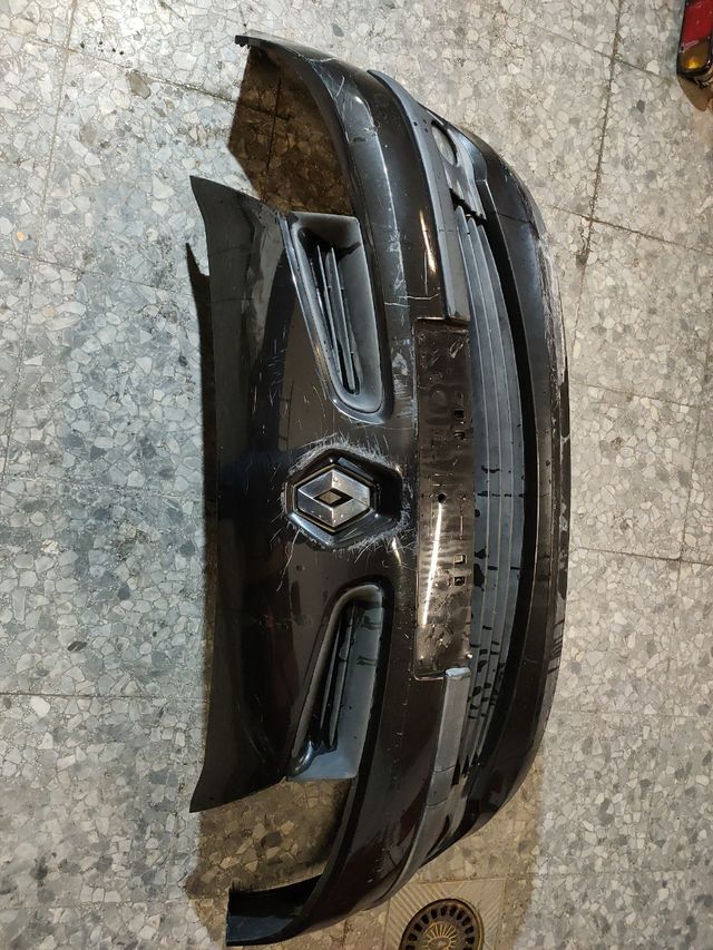 ✅PARAGOLPES DELANTERO RENAULT CLIO III