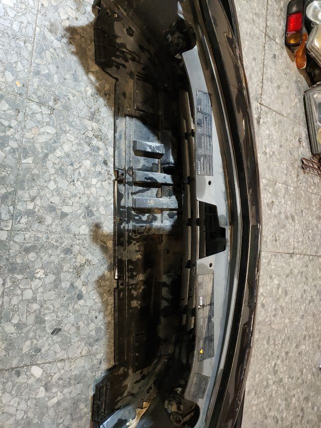 ✅PARAGOLPES DELANTERO RENAULT CLIO III