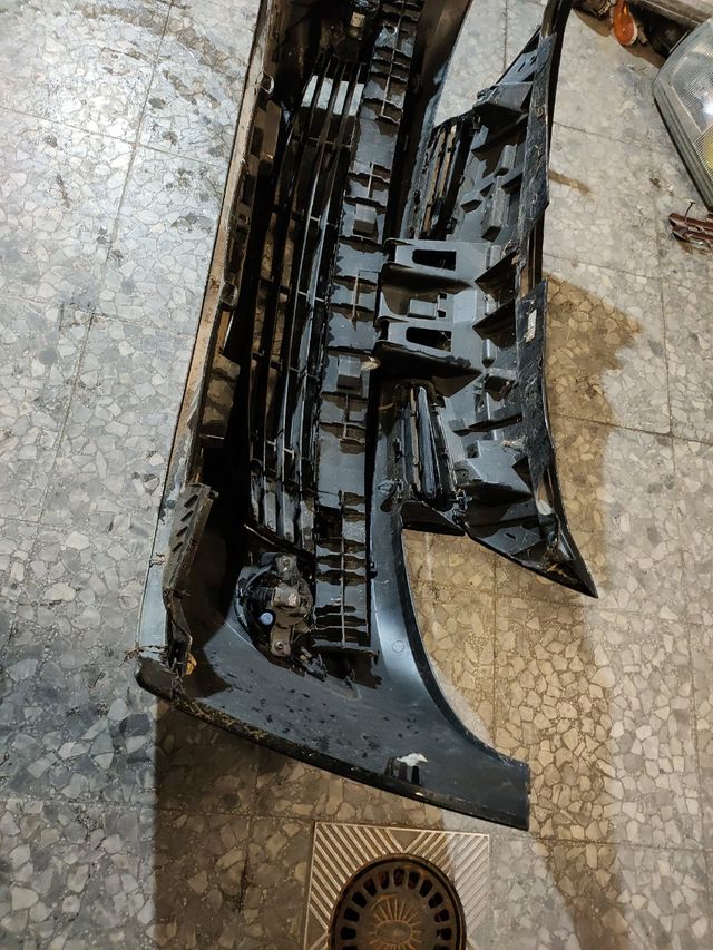 ✅PARAGOLPES DELANTERO RENAULT CLIO III