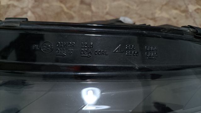 Foco delantero Peugeot 308