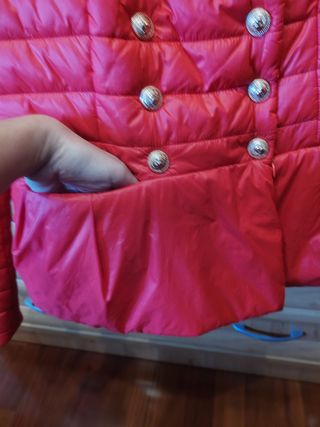 Chaqueta roja acolchada talla 36