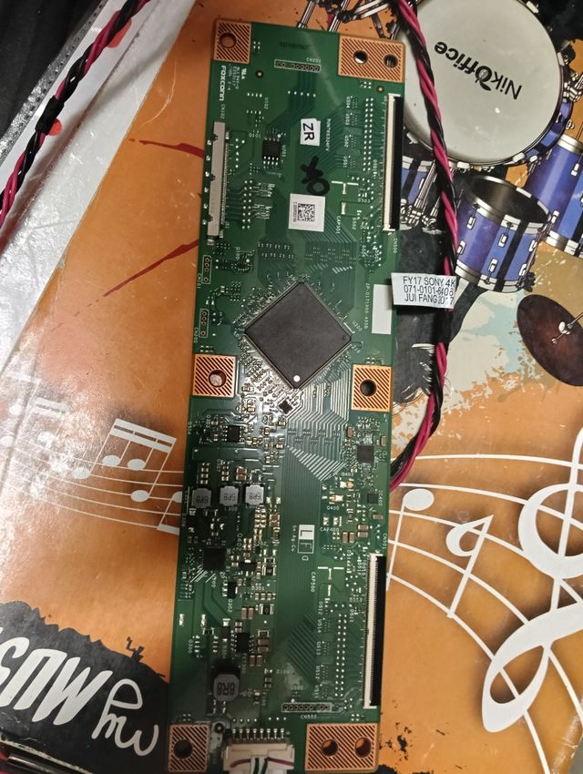 Ricambi per TV Sony kd-60X690E