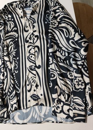 CAMISA NEGRA DE ZARA