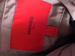 Anorak de plumas mujer color taupe Mango talla XS