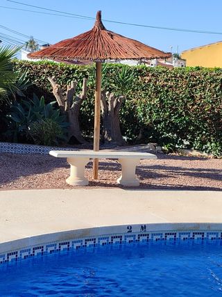 Sombrillas de carri verzo mimbre