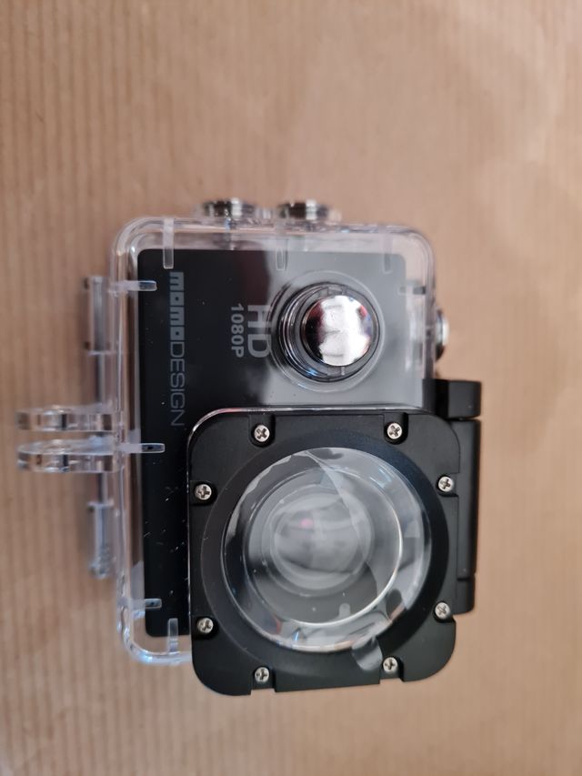 Action camera momo design hd1080p 