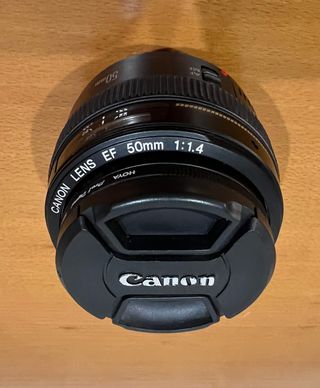 Canon 50mm 1:1.4 - Todoterreno luminoso y nítido