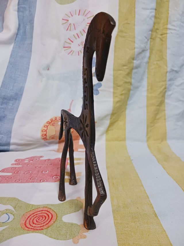 Cavallo etrusco scultura in bronzo 