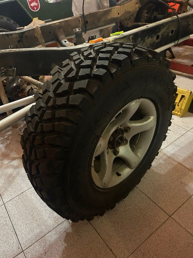 Llantas toyota y gomas