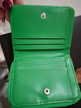 Monedero verde lefties