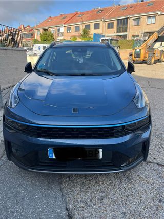 LYNK & CO 01 2022