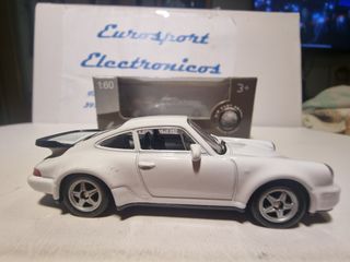 Porsche 911 Turbo a escala 1/60