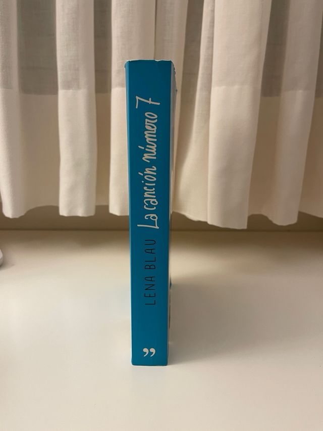 Libro La canción número 7 de Lena Blau