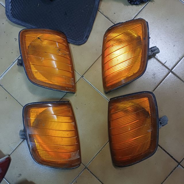 Pilotos intermitentes w124