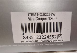 Mini Cooper 1300 a escala 1/60