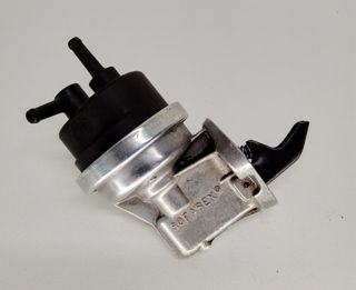 Bomba gasolina Renault 8