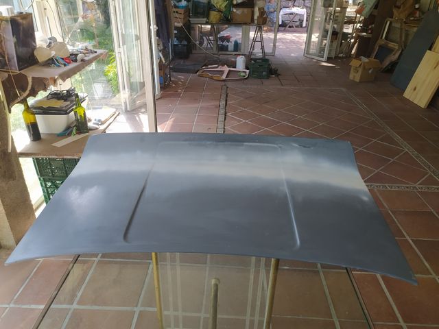 Capó trasero Seat 124 con alerón integrado