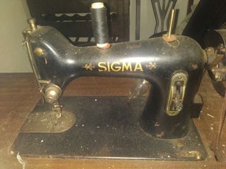 Maquina de coser sigma en perfecto estado